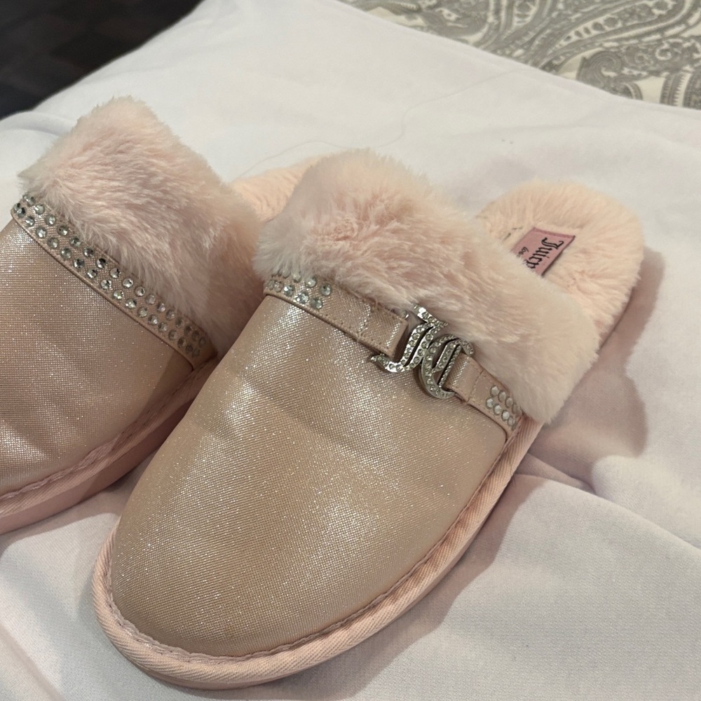 Juicy Couture Blush Pink Sparkle Slippers